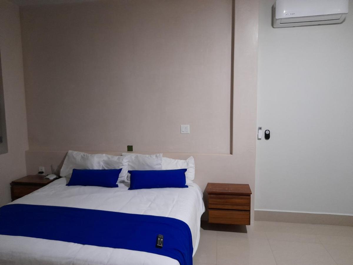 Grand View Suites Manzanillo Bagian luar foto
