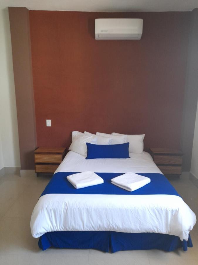 Grand View Suites Manzanillo Bagian luar foto