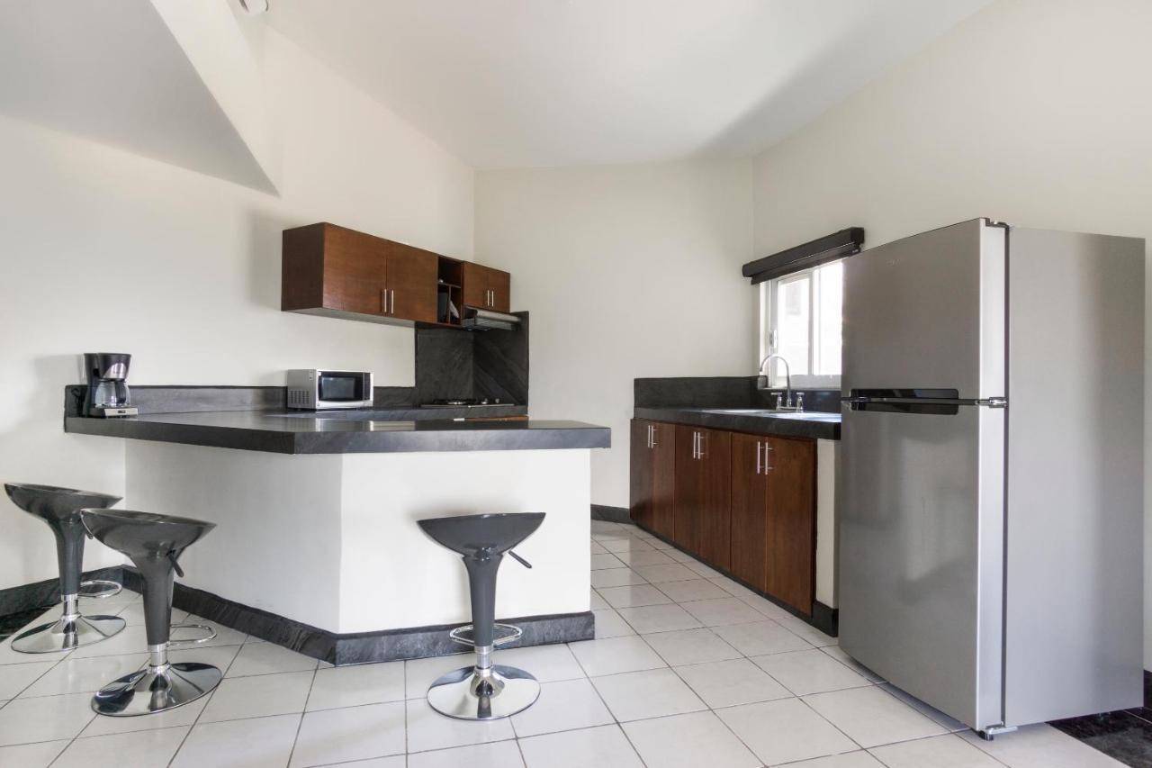 Grand View Suites Manzanillo Bagian luar foto